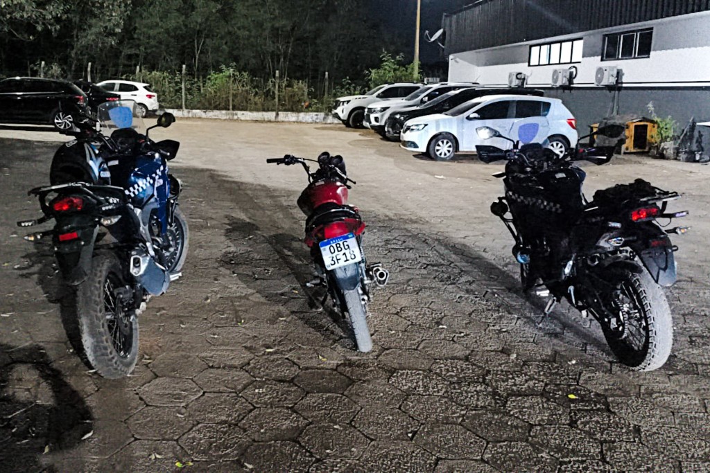 Adolescente é flagrado com motocicleta clonada durante patrulhamento da Guarda Municipal