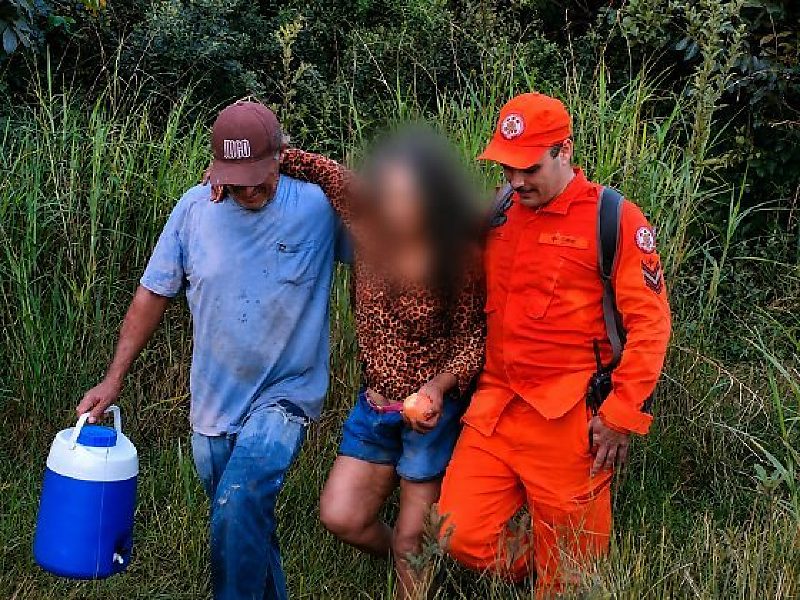 Em Colíder Bombeiros localizam idosa que desapareceu em área de mata