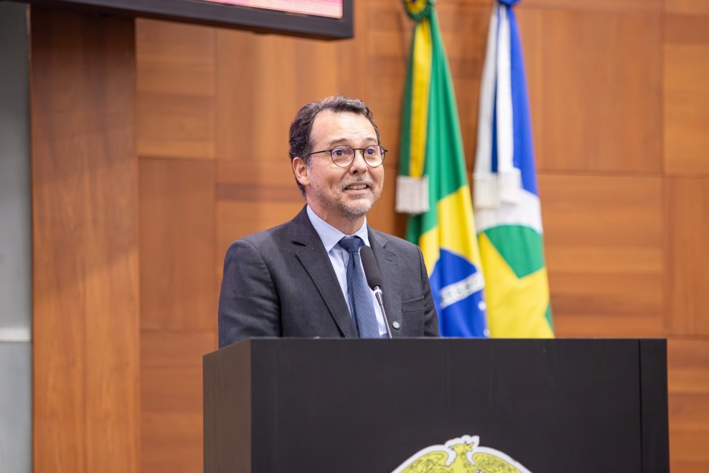 Lúdio pede auditoria do TCE em contratos de R$ 400 milhões sem licitação para o BRT
