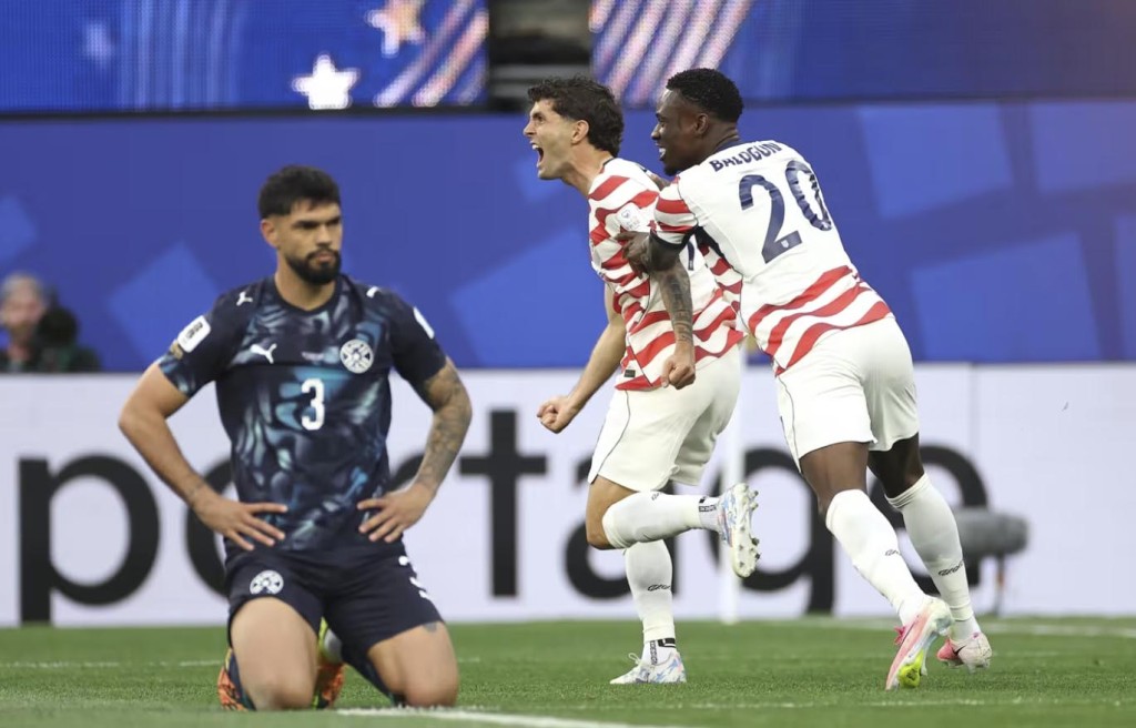 EUA estreiam com goleada sobre o Paraguai e assumem liderança do Grupo D