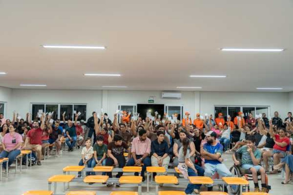 Transformação da Escola Estadual do bairro Vida Nova em Escola Militar Dom Pedro II recebe apoio unânime em audiência pública