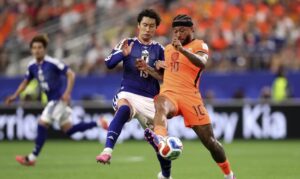 Holanda e Japão empatam em duelo eletrizante na Copa