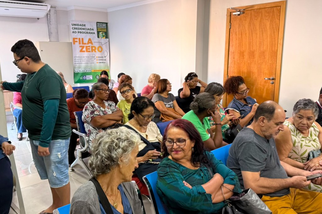 Mutirão de exames oftalmológicos atende 50 pacientes e ajuda a reduzir fila de espera em Várzea Grande