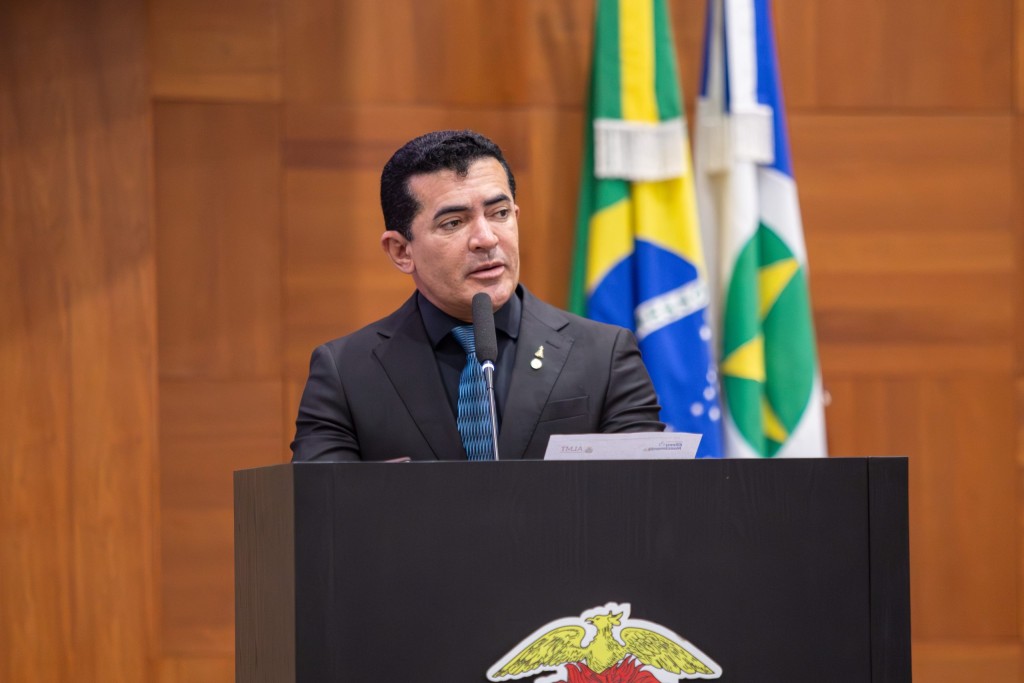 Mato Grosso terá programa de apadrinhamento para autistas; iniciativa é de Elizeu Nascimento