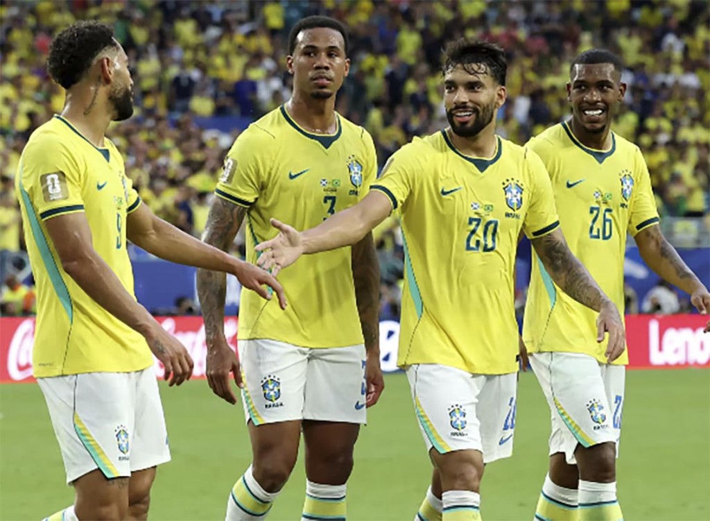 Brasil vence Escócia e marca retorno de Neymar 