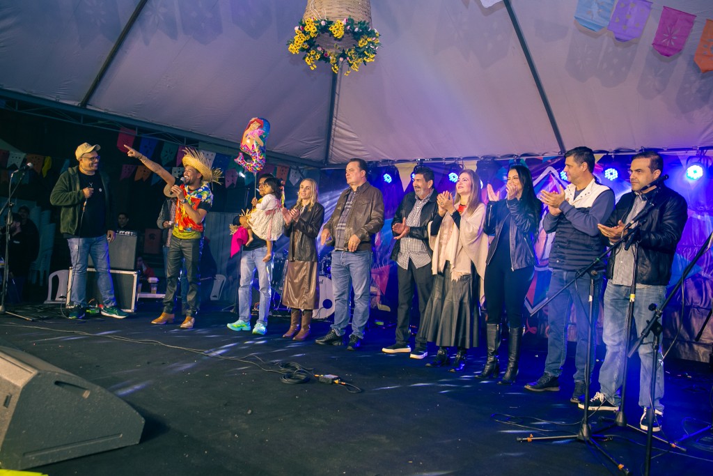 Arraiá da Assembleia Legislativa reúne servidores, famílias e comunidade em noite de tradição, música e cultura