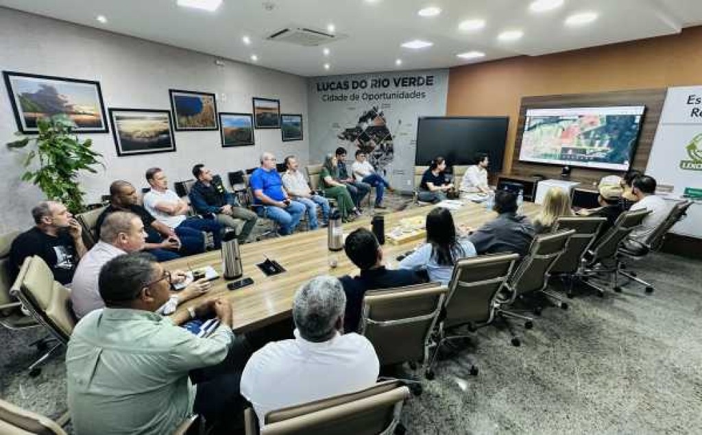 Prefeitura e produtores debatem municipalização de estrada rural em Lucas do Rio Verde