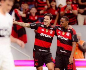 Flamengo vence Olimpia por 4 a 2 no último amistoso antes da retomada do Brasileirão