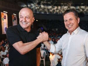 Mauro Mendes comemora decisão do União Brasil em favor de Pivetta