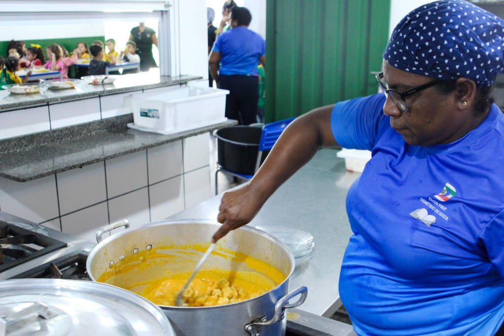 Contratação emergencial de câmaras frias garante segurança e continuidade da merenda escolar em Várzea Grande