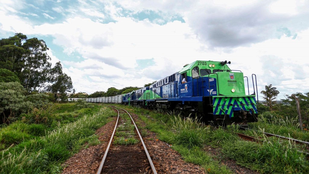 Leilões ficam para 2027 e expansão ferroviária que beneficiaria o agro encalha de novo