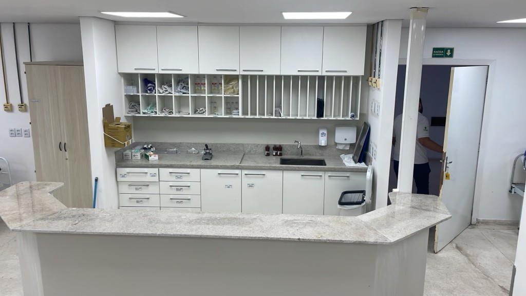 Cuiabá inicia revitalização do Hospital e Pronto-Socorro e entrega novas poltronas para enfermarias
