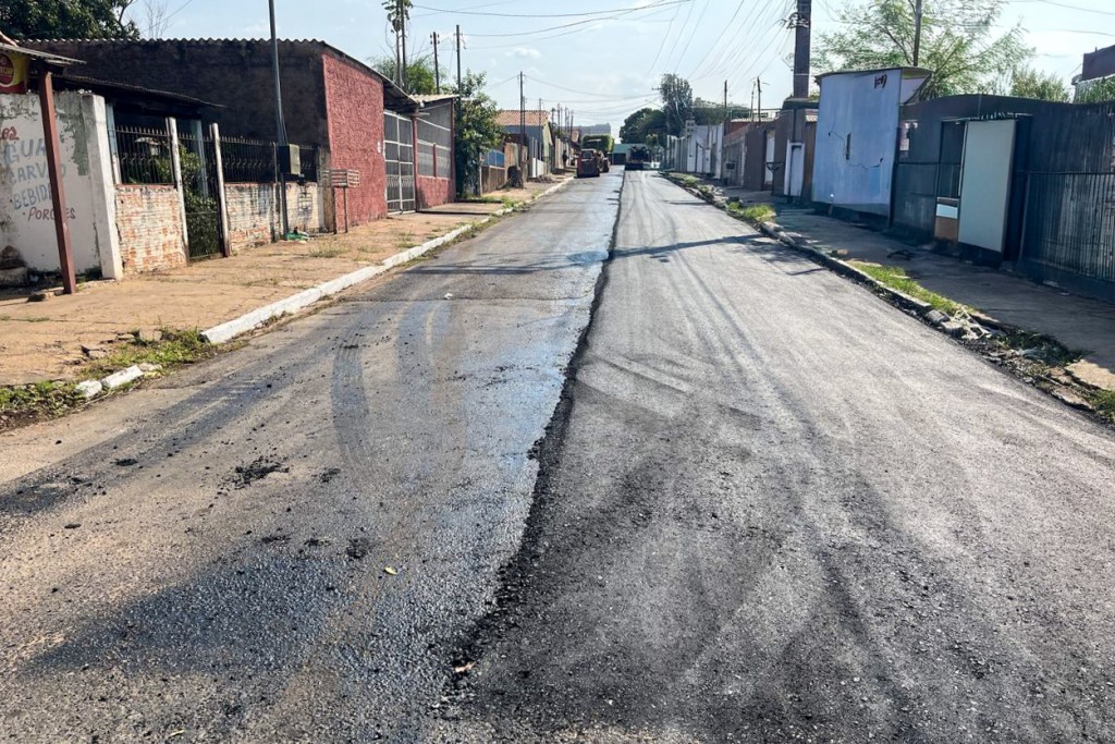Várzea Grande realiza manutenção viária de ruas e avenidas nesta sexta-feira (21)