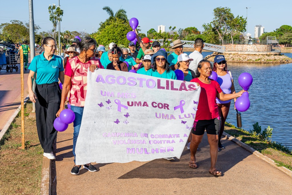CCI Aideê Pereira promove caminhada de conscientização pelo Agosto Lilás
