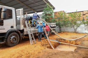 Poços artesianos reforçam abastecimento de água em cinco escolas municipais de Várzea Grande