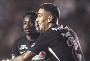 Vasco vence o Vitória, com um jogador a menos e abre vantagem nas quartas da Copa do Brasil