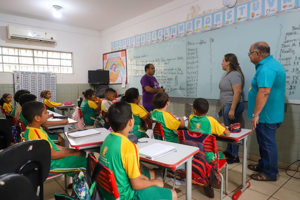 Obras recuperam acesso ao Sadia 3 e garantem passagem do transporte escolar