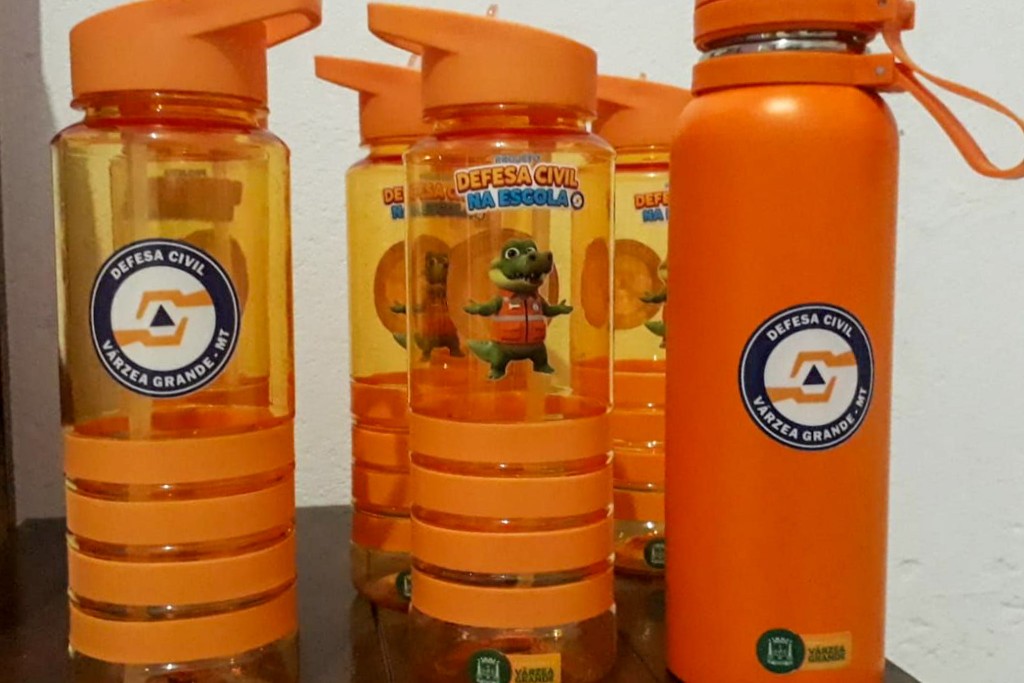 Defesa Civil de Várzea Grande apresenta mascote ‘Jaca’ para reforçar ações de prevenção nas escolas