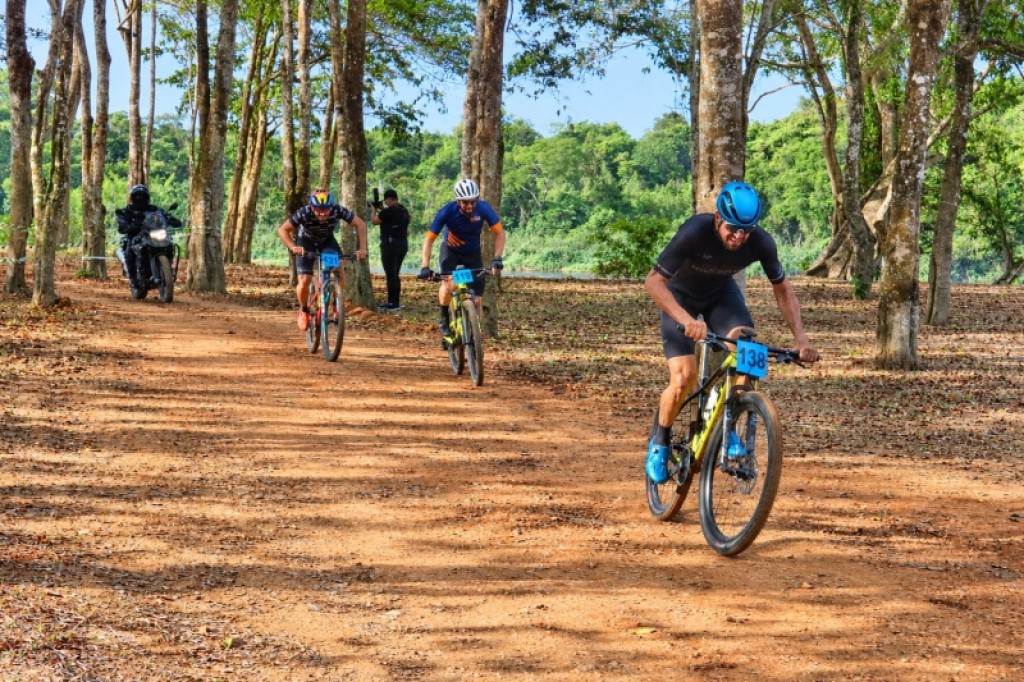 Festeja Sinop: ciclismo reúne cerca de 200 participantes no 3º dia do Festival de Praia