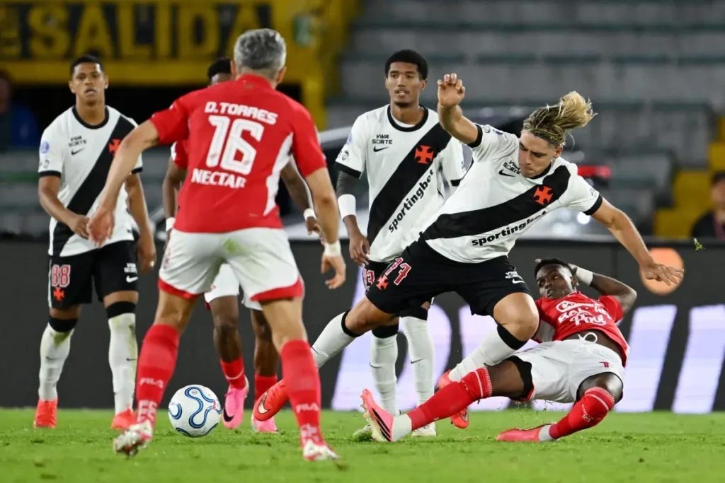  Vasco empata com o Santa Fe-COL na ida das quartas da Sul-Americana