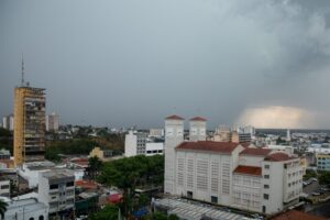 Defesa Civil alerta para queda de temperatura e retorno do calor ao longo da semana