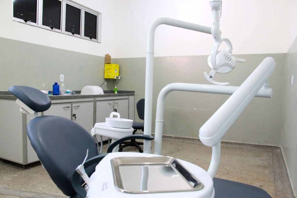 CEO inicia reforma de R$ 700 mil e renova 17 cadeiras odontológicas