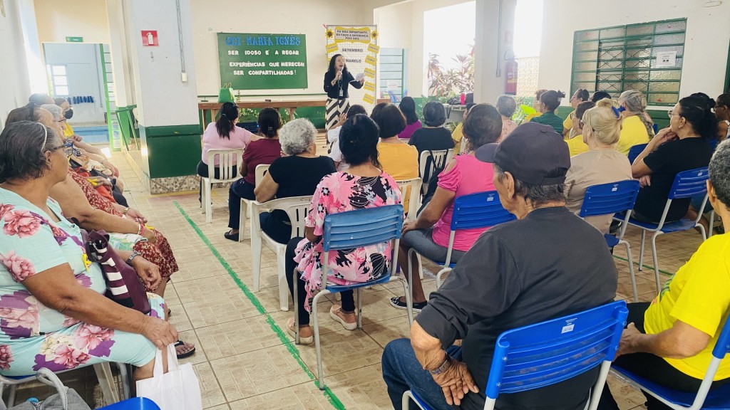 Idosos de Cuiabá participam de ações do Setembro Amarelo nos CCIs
