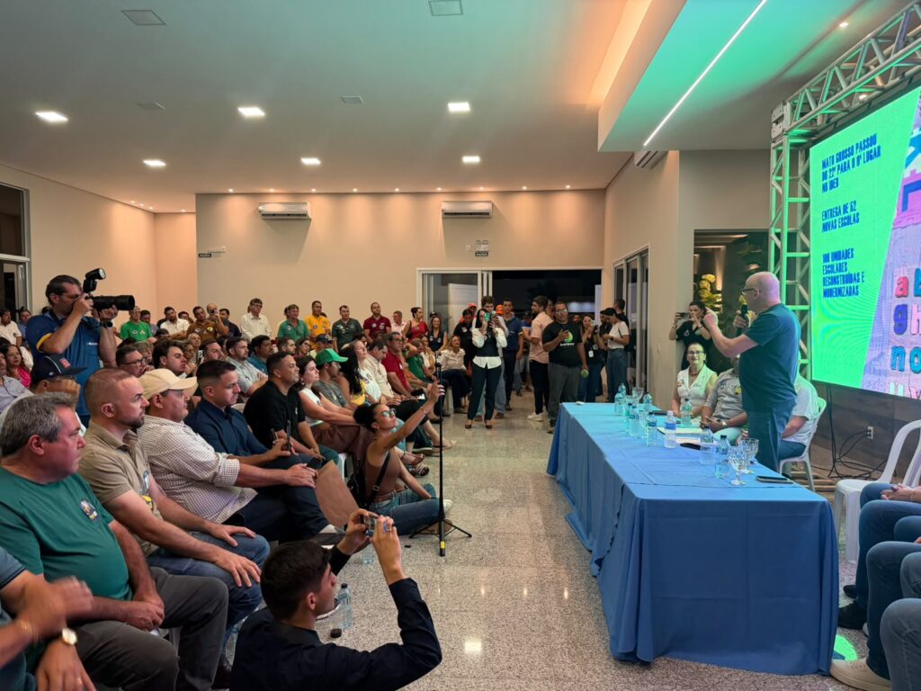 Mais de 100 vereadores do Araguaia declaram apoio à reeleição de Pivetta