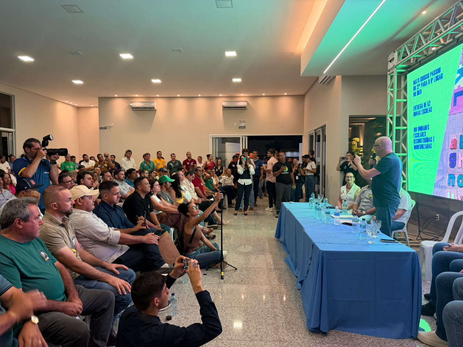 Mais de 100 vereadores do Araguaia declaram apoio à reeleição de Pivetta