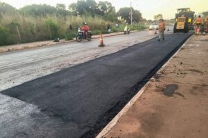 Prefeitura realiza serviços de manutenção em ruas e avenidas de Jardim Ikaray, Manga e Alameda