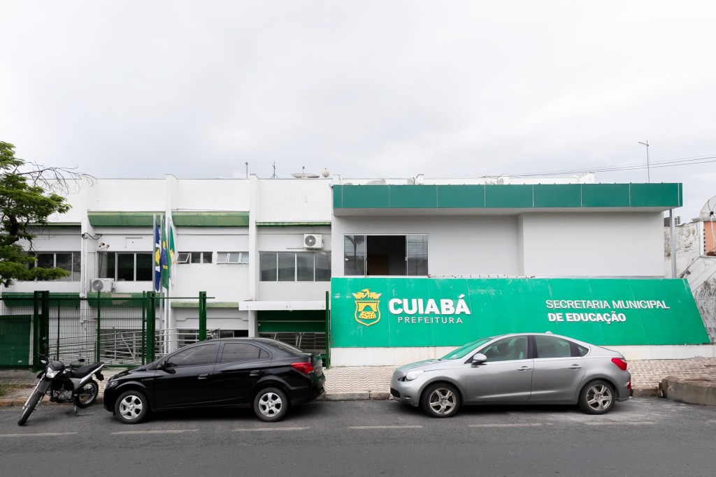 Prefeitura de Cuiabá convoca 5 candidatos para os cargos de professor e técnico de nível superior