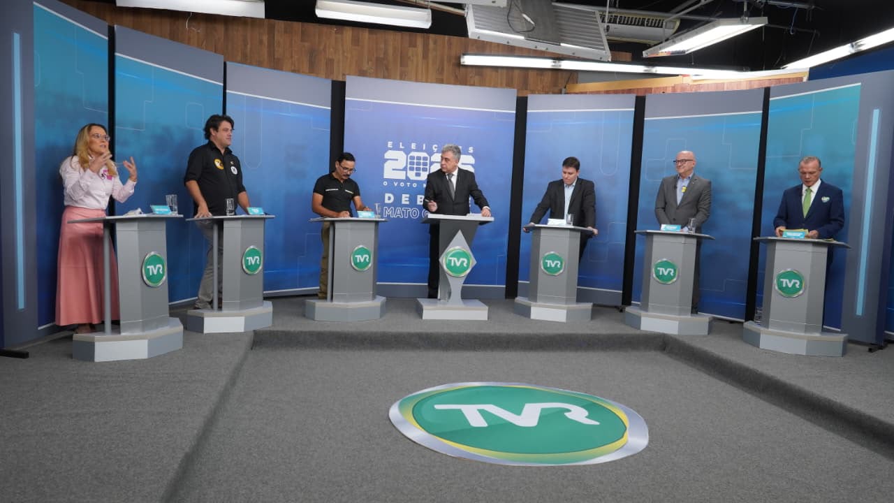 Último debate na TV antes da eleição é marcado por acusações e troca de críticas entre candidatos ao governo de Mato Grosso