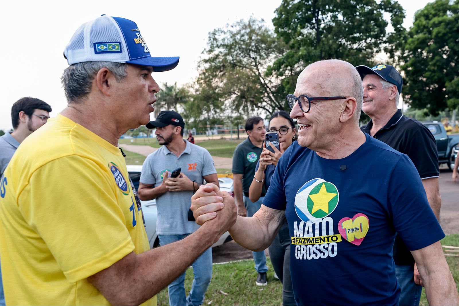 Pivetta e Medeiros, alinhados, fazem campanha juntos em Sinop por um Brasil e Mato Grosso de desenvolvimento.