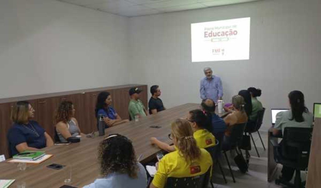 Lucas do Rio Verde inicia elaboração do Plano Municipal de Educação 2026-2036