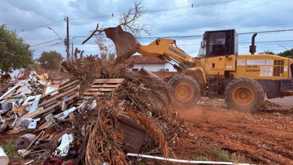 Sinop: Operação Cidade Limpa chega à região dos Vilas com ações de limpeza e manutenção