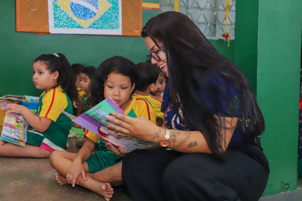 Parte das escolas municipais de VG terá folga transferida para sexta-feira (16) pelo Dia do Professor