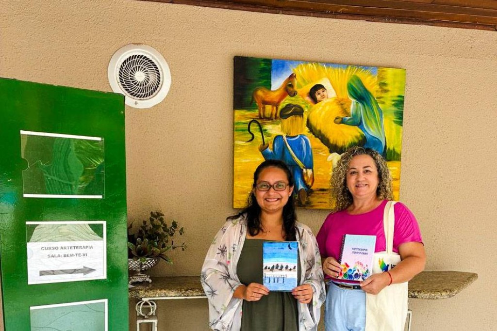 Psicólogas de Várzea Grande participam de especialização inédita em Arteterapia