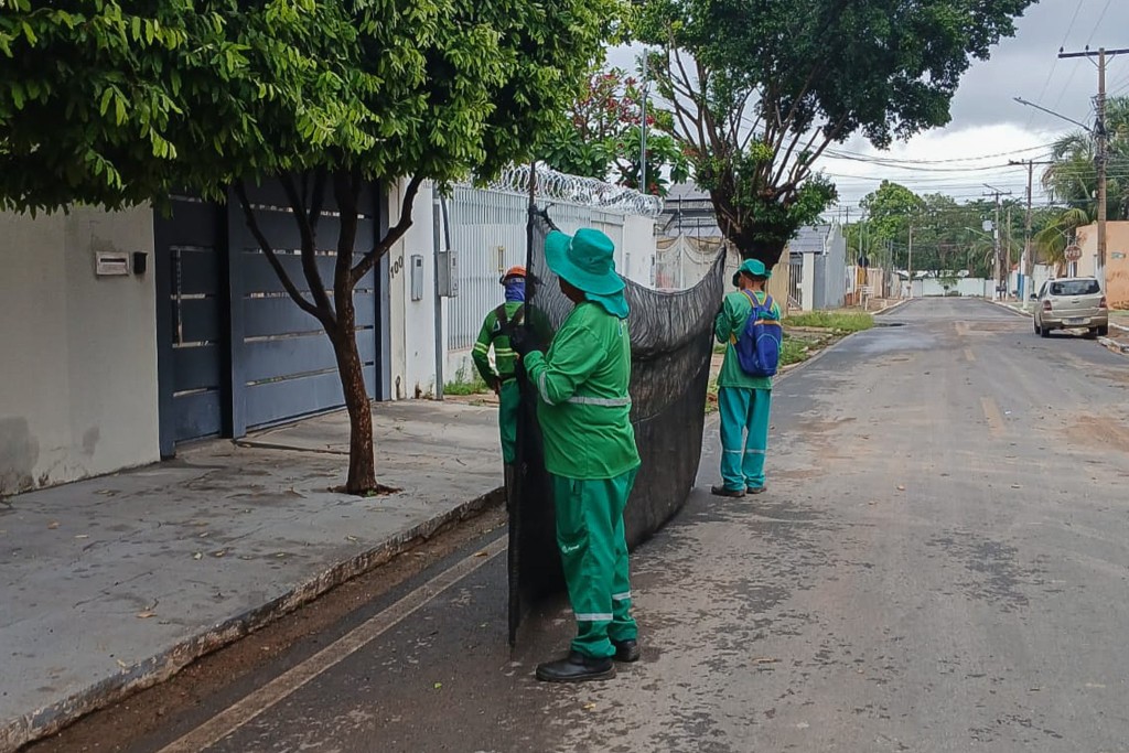 Bairros e Avenidas recebem serviços de limpeza e zeladoria nesta segunda-feira (19) em Várzea Grande