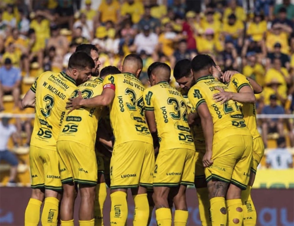 São Paulo tropeça no Mirassol e fica no empate na 32ª rodada