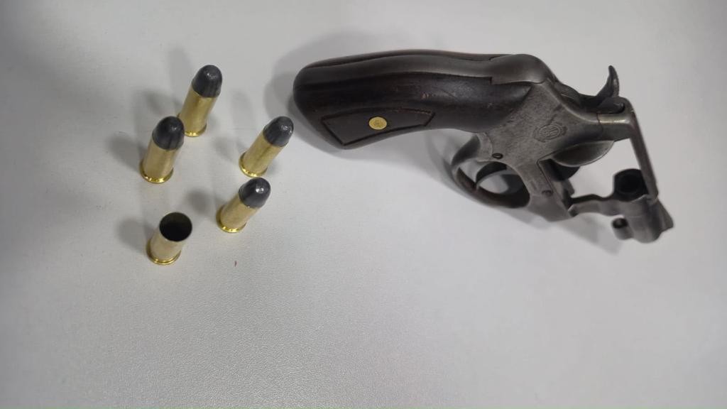 Polícia Militar prende homem que atirou contra filha adolescente em Novo Mundo
