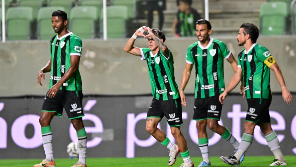 Cuiabá tropeça no América-MG e vê o acesso ficar ainda mais distante
